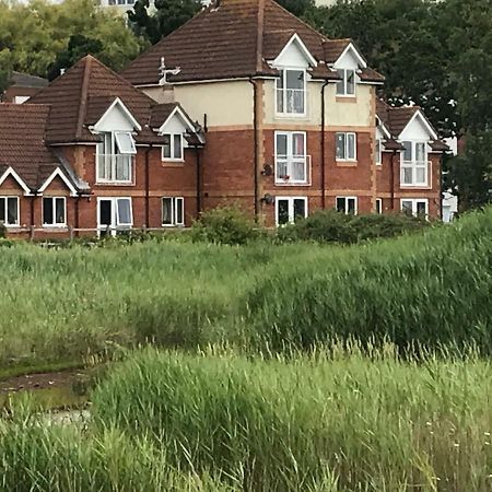 Weston Shore Southampton Exterior photo