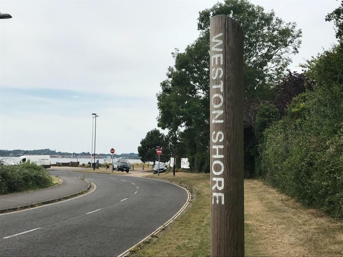 Weston Shore Southampton Exterior photo